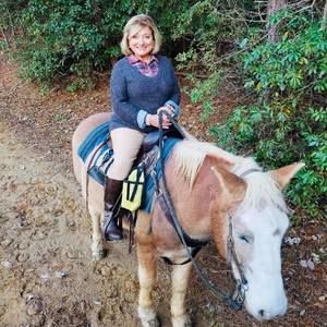 Meet your Posher, Lori